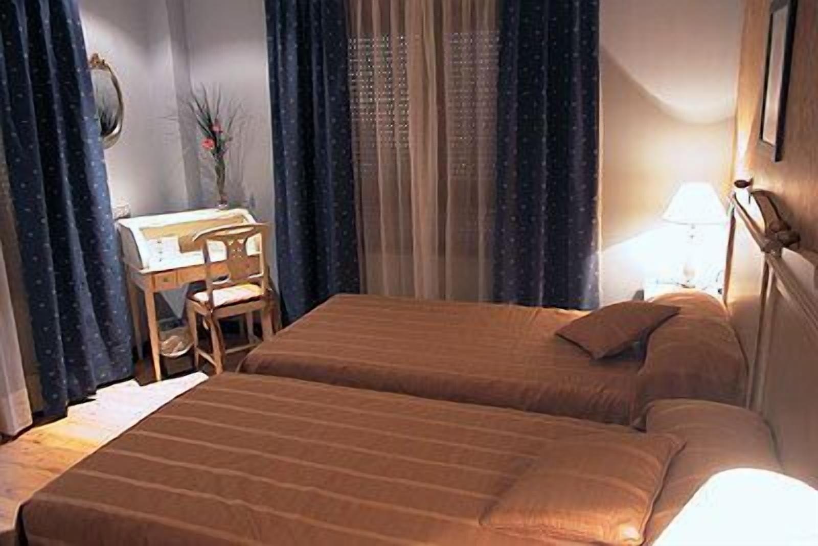 Hotel Santiago Benavente Eksteriør billede