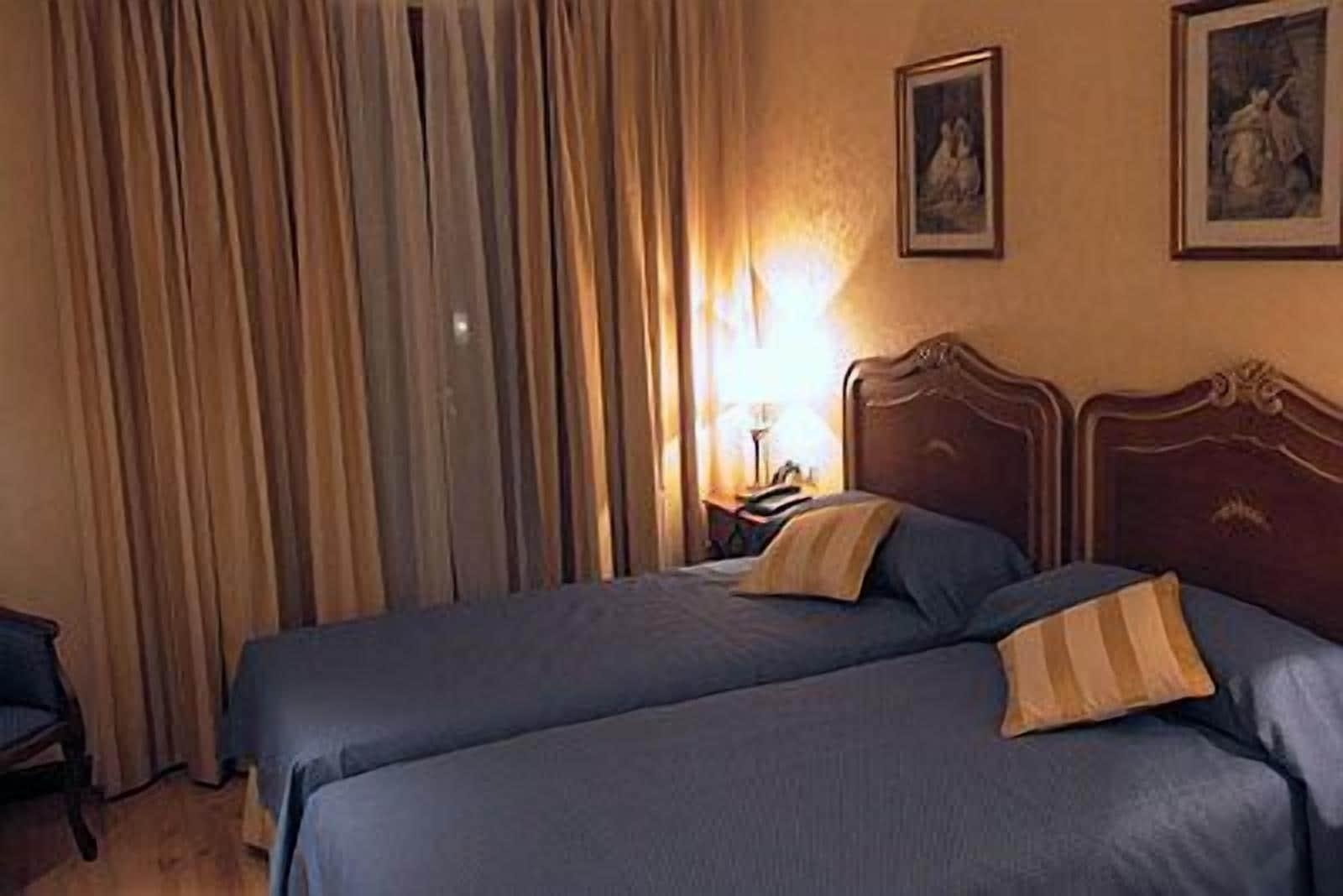 Hotel Santiago Benavente Eksteriør billede