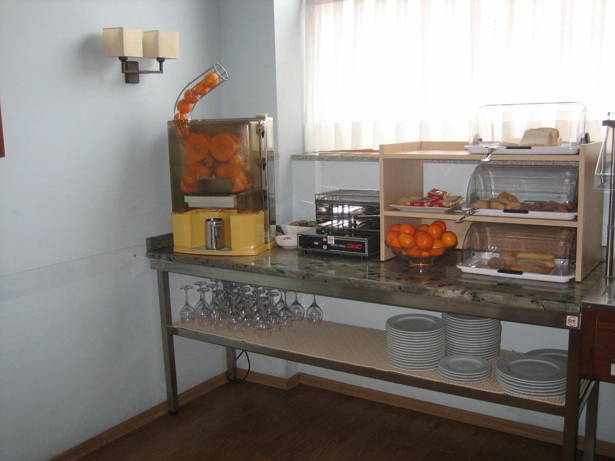 Hotel Santiago Benavente Eksteriør billede