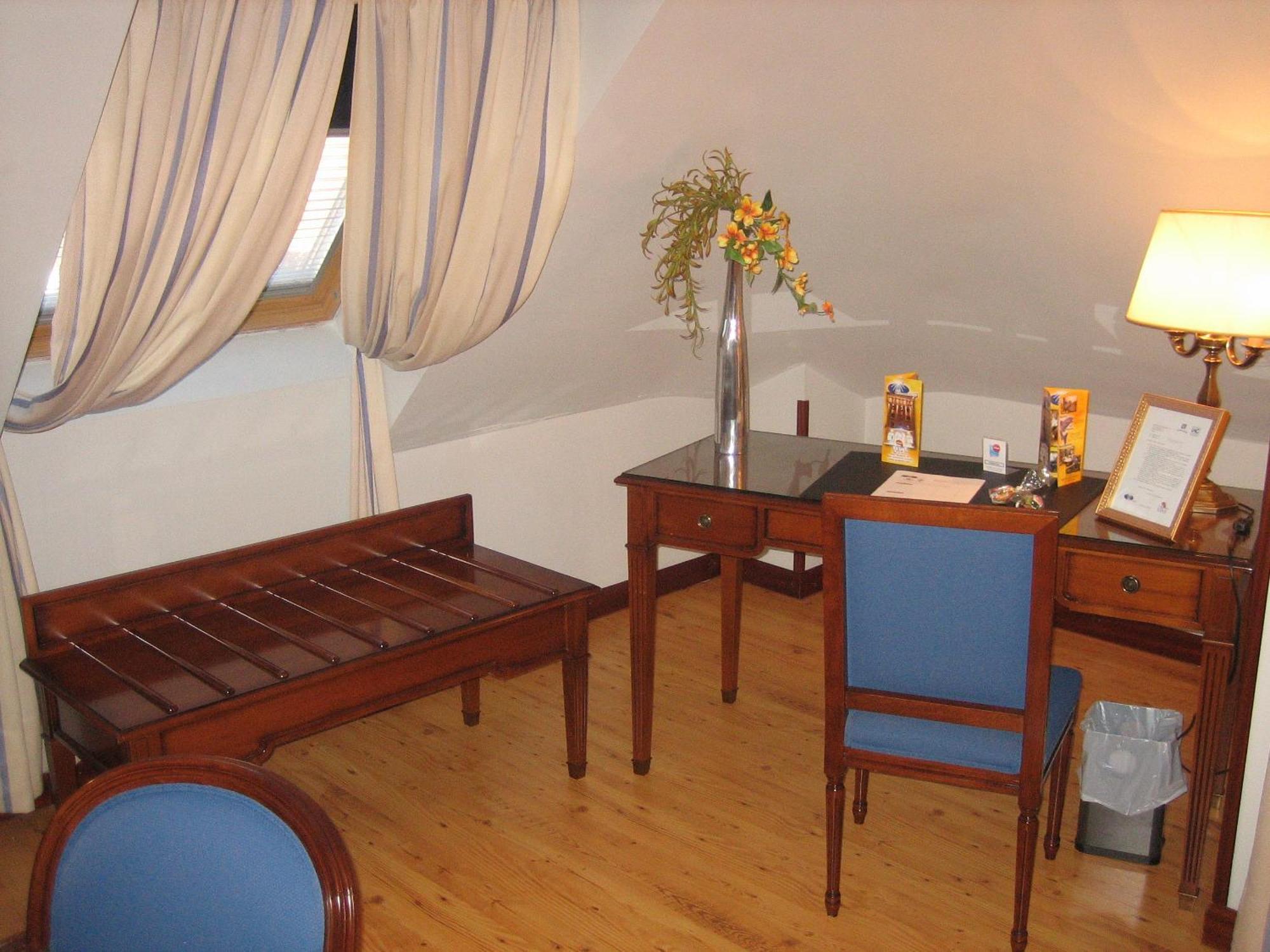 Hotel Santiago Benavente Eksteriør billede